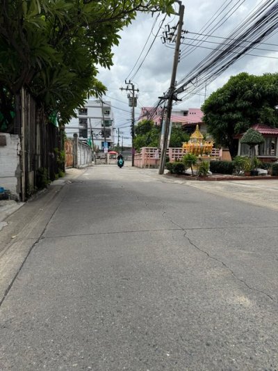 ขายด่วนที่ดิน 421 ตร.วา พร้อมสิ่งปลูกสร้าง ซอยลาดพร้าว 80 ใกล้ MRT ลาดพร้าว 71 ใกล้รัชดา เหม่งจ๋าย เลียบด่วน - รูปที่ 2