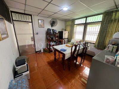 ขายบ้านเก่าพร้อมที่ดินแปลงใหญ่ 193 ตารางวา ซอยลาดพร้าว 92 ห่างจากถนนลาดพร้าว 200เมตร - รูปที่ 3