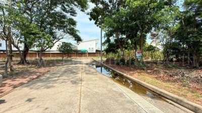 ลดราคา ที่ดินถมแล้ว หมู่บ้าน ชัยพฤกษ์ วงแหวน - รัตนาธิเบศร์ ใกล้ MRT คลองบางไผ่ - รูปที่ 4
