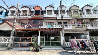 ขายด่วน ทาวน์โฮม 3 ชั้น หมู่บ้าน เพลินวิภา รามอินทรา 40 บึงกุ่ม
