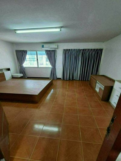 ให้เช่าทาวน์โฮม 4 ชั้น 220 ตรม. ลาดพร้าว 64 (เกตุนุติ 12) บ้านสวยเพิ่งรีโนเวทใหม่ เหมาะอยู่อาศัยหรือทำโฮมออฟฟิศ - รูปที่ 6