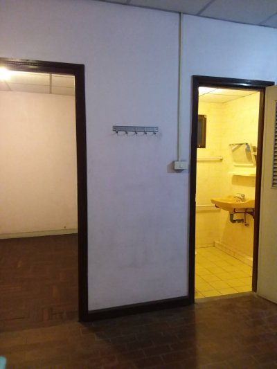 ขายบ้านหมู่บ้านราชาวิลล่า 2   2 ชั้น โชคชัย 4 แยก 64  43 ตร.ว. - รูปที่ 4