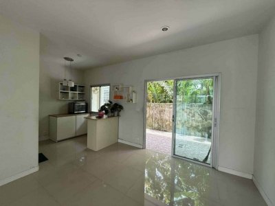 ให้เช่าทาวน์โฮม ศิราริน แบริ่ง 6-1 2 ห้องนอน 2 ห้องน้ำ 130 ตร.ม. Pet Friendly ใกล้ MRT ศรีแบริ่ง 15000 บาท - รูปที่ 3