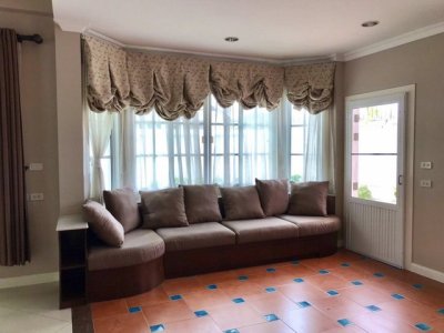 T26-799 ให้เช่า บ้าน Fantasia Villa 3 ซอยสันติคาม14 (สุขุมวิท109) 85000 บาทต่อเดือน ห้องนอน 4 ห้อง ห้องน้ำ 4 ห้อง ชั้นทั้งหมด 3 ชั้น - รูปที่ 5