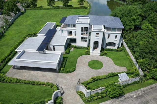 คฤหาสน์ใหม่สุดหรู 110 ล้าน #กรีนวัลเล่ #แม่ริม 2-1-02 ตรว. Super Luxury 3 ชั้น #วิวทะเลสาบ-ภูเขา | วิวแบบ โปสการ์ด ที่หาไม่ได้อีกแล้ว!