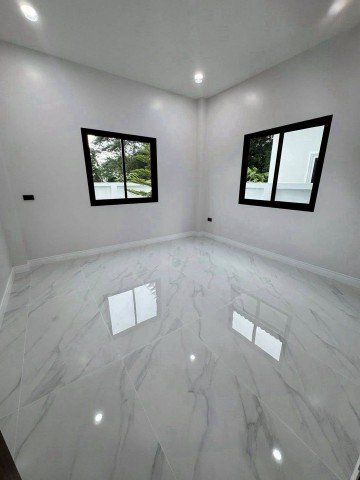 Pool Villa สร้างใหม่ เพียง 4.5 ล้าน #ท่ารั้ว - #ตลาดขวัญ #ดอยสะเก็ด บ้านสร้างใหม่ หลังใหญ่ ฟังก์ชันครบ ในราคาที่เอื้อมถึง! พร้อมเข้าอยู่ - รูปที่ 6