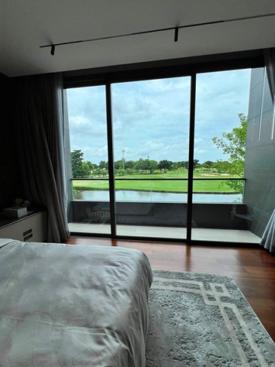 ขายบ้านเดี่ยว Pool villa 420 ตรว. ในสนามกอล์ฟกรีนวัลเล่ย์ บางนา กม. 15 วิวสนามกอล์ฟ ใกล้กรีน+ วิวทะเลสาป ใกล้สนามบินสุวรรณภูมิ - รูปที่ 4