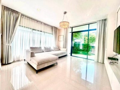 ให้เช่าบ้านเดี่ยว 2 ชั้น 62.5 ตรว. 4 ห้องนอน หมู่บ้านเศรษฐสิริ กรุงเทพกรีฑา รีโนเวทใหม่ ไม่เคยปล่อยเช่า ใกล้นานาชาติไบรท์ตัน และเวลลิงตัน - รูปที่ 3