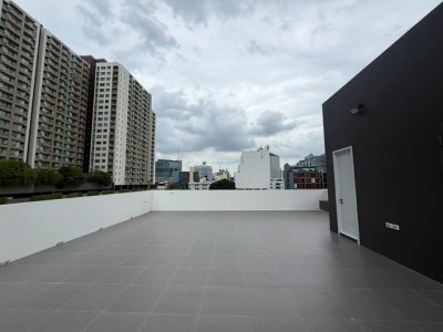 ขายโฮมออฟฟิศใหม่ 5 ชั้นรวมดาดฟ้า พร้อมลิฟท์ สไตล์ Modern Luxury ใจกลางพระราม 9 หลัง Central พระราม9 เดินถึง MRT พระราม 9 - รูปที่ 8