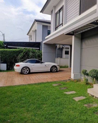 บ้านเดี่ยว 4 ห้องนอน 3 ห้องน้ำ พร้อมเฟอร์นิเจอร์ครบชุด Centro รามอินทรา – จตุโชติ