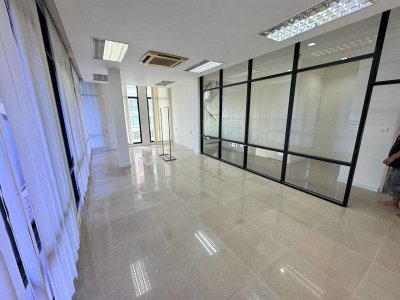 ขายบ้านกลางกรุง บางนา | HOME + OFFICE + INVESTMENT - รูปที่ 4