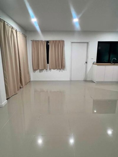 ขายทาวน์โฮม3ชั้นหมู่บ้านลุมพินีทาวน์เพลสสุขุมวิท-ศรีนครินทร์สุขุมวิท113หลังมุมใกล้BTSสำโรง - รูปที่ 4
