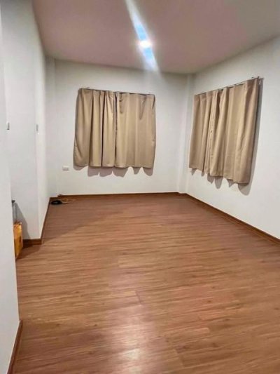 ขายทาวน์โฮม3ชั้นหมู่บ้านลุมพินีทาวน์เพลสสุขุมวิท-ศรีนครินทร์สุขุมวิท113หลังมุมใกล้BTSสำโรง - รูปที่ 8