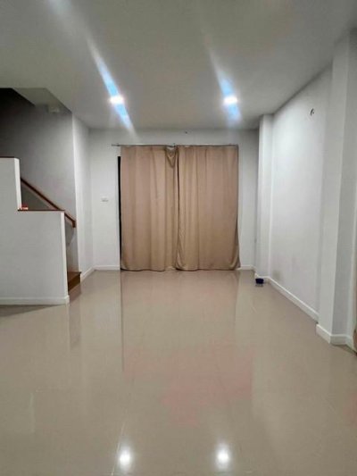 ขายทาวน์โฮม3ชั้นหมู่บ้านลุมพินีทาวน์เพลสสุขุมวิท-ศรีนครินทร์สุขุมวิท113หลังมุมใกล้BTSสำโรง - รูปที่ 6