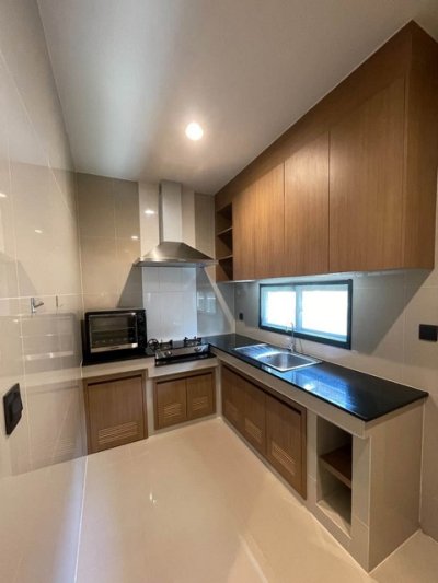 ให้เช่าบ้านเดี่ยว 2 ชั้น 232 ตรม. 4 ห้องนอน หมู่บ้านเศรษฐสิริ กรุงเทพกรีฑา รีโนเวทใหม่ ใกล้ รร.นานาชาติไบรท์ตัน และเวลลิงตัน - รูปที่ 7