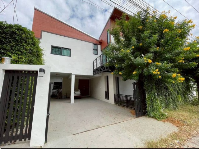 โซนมหิดล ราคา 6.9 ล้าน บ้านเดี่ยวหลังใหญ่ ทำเลศักยภาพ #ใกล้สนามบิน ใกล้ Mahidol Backyard เดินทางสะดวก เข้า–ออกได้หลายเส้นทาง