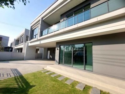Centro บางนา  ใกล้เมกา บางนา 700 เมตร  แบบบ้าน Zoticus แบบใหญ่สุดของโครงการ - รูปที่ 7