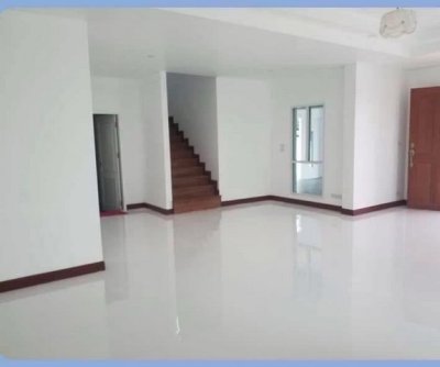 บ้านเดี่ยวหรู หลังริม พร้อมสระว่ายน้ำส่วนตัว หมู่บ้าน พนาสนธิ์ ไพรเวทโฮม  หทัยราษฎร์ 37 - รูปที่ 3