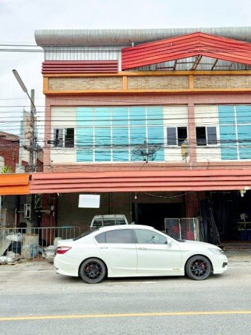 ใกล้โรงเรียนเซนต์แมรี่มหาสารคาม 350 ม. 18 ตร.ว.220 ตร.ม. มหาสารคาม เฉลิมพระเกียรติ ร.9 ให้เช่าห้องแถว 3 ชั้น 1 ห้องนอน 1 ห้องน้ำ - รูปที่ 2