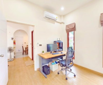พานทอง ให้เช่าบ้านเดี่ยว 3นอน2น้ำใกล้องค์การบริหารส่วนตำบลมาบโป่ง 500 ม.67ตร.ว.100ตร.ม.เหมาะสำหรับครอบครัวที่ต้องการอยู่อาศัย เดินทางสะดวก - รูปที่ 8