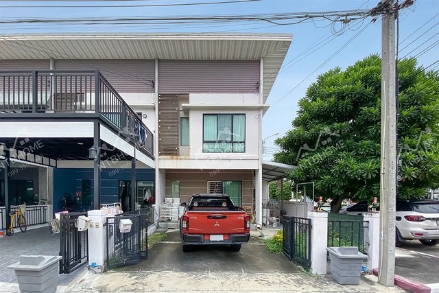 โมดิ วิลล่า ปิ่นเกล้า-วงแหวน แปลงมุม ใกล้ตลาดนัดลุงออม ทำเลดีเดินทางสะดวก