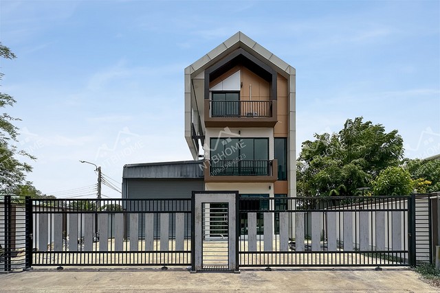 ขาย-ให้เช่า 30,000/เดือน ทาวน์โฮม 3 ชั้น พร้อมโกดังในตัว ทำเล ราชพฤกษ์ – 345 ใกล้แยกบางบัวทอง