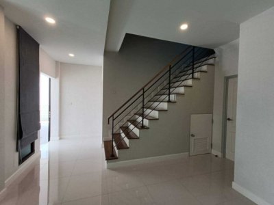 ให้เช่าบ้านเดี่ยวหลังใหญ่ Centro ราชพฤกษ์-สวนผัก ใกล้ Central Westville    ตำบลบางเลน บางใหญ่,นนทบุรี - รูปที่ 8