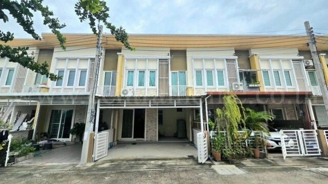 ทาวน์โฮม โกลเด้น ทาวน์ รัตนาธิเบศร์ รถไฟฟ้า-บางพูล ใหม่พร้อมอยู่