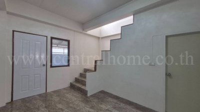 ลดราคา ทาวน์โฮม ฉัตรไพลิน ลาดหลุมแก้ว รีโนเวท พร้อมอยู่ ราคาถูก - รูปที่ 4