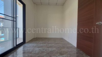 ลดราคา ทาวน์โฮม ฉัตรไพลิน ลาดหลุมแก้ว รีโนเวท พร้อมอยู่ ราคาถูก - รูปที่ 5