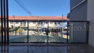 ลดราคา ทาวน์โฮม ฉัตรไพลิน ลาดหลุมแก้ว รีโนเวท พร้อมอยู่ ราคาถูก - รูปที่ 7