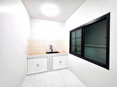 บ้านรีโนเวทใหม่ทำเลเสม็ด–เมืองชลบุรี หมู่บ้านธนาสุข  ใกล้เซ็นทรัลชลบุรี เดินทางสะดวก ราคาเพียง 1.xxx ล้านบาท - รูปที่ 7