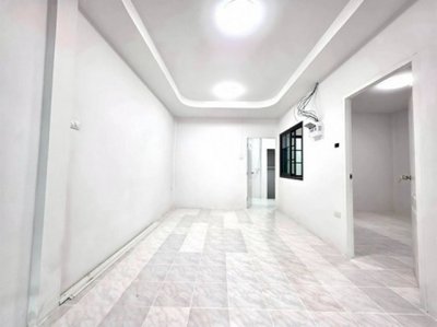 บ้านรีโนเวทใหม่ทำเลเสม็ด–เมืองชลบุรี หมู่บ้านธนาสุข  ใกล้เซ็นทรัลชลบุรี เดินทางสะดวก ราคาเพียง 1.xxx ล้านบาท - รูปที่ 6