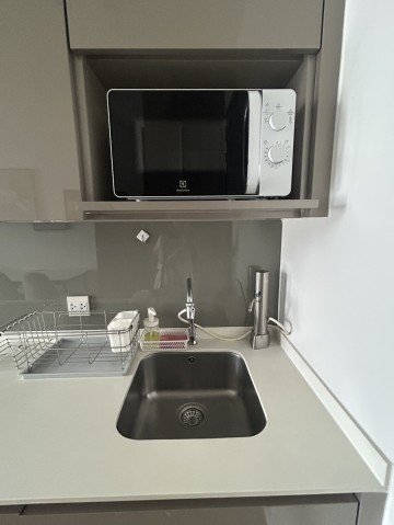 Whizdom Essence spacious clean 14th floor BTS Punnawithi - รูปที่ 3