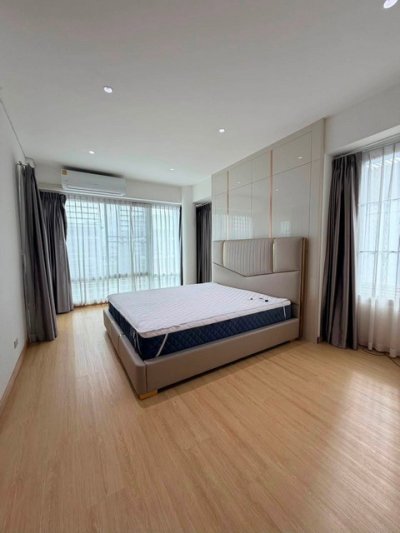ให้เช่าออฟฟิศ 4 ชั้น 500 ตรม. โครงการ บี สแควร์ B Square พระราม9 เหม่งจ๋าย ซอยสหการประมูล ใกล้เลียบด่วน ใกล้เอกมัย ทองหล่อ - รูปที่ 7