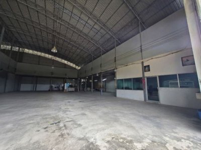 ให้เช่าโกดังพร้อมออฟฟิศ 1000 ตารางเมตร สูง 10-12 เมตร ซอยลาดกระบัง 14-1 ใกล้ Motorway และวงแหวน - รูปที่ 4