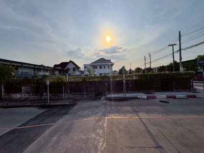 ขายที่ดินแปลงมุม 277 ตรว. หมู่บ้านประชานิเวศน์ 2 ซอยสามัคคี 58 ถนนประชาชื่น ใกล้จุดขึ้นลงทางด่วน ** 2 โฉนดแบ่งขายได้ - รูปที่ 8