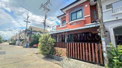ลดราคา ทาวน์โฮม บ้านวรางกูล รังสิต - คลองสาม พร้อมอยู่ ราคาถูก ใกล้ MRT สถานีรังสิต - รูปที่ 2