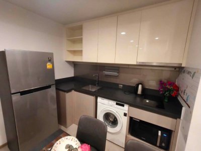 Oka Haus Sukhumvit 36 Spacious Comfortable 37th Floor BTS Thonglor - รูปที่ 7