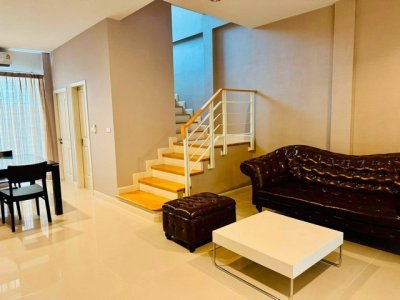 ทาวน์โฮม 3 ชั้นหลังมุม . 3 ห้องนอน 3ห้องน้ำ  บ้านกลางเมือง Urbanion เกษตรนวมินทร์ 2 ซอยลาดปลาเค้า 79 - รูปที่ 4