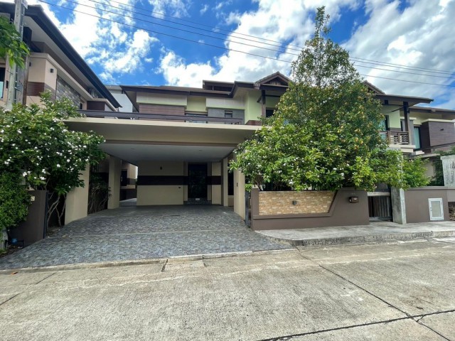 ให้เช่า 50,000 บาท #โซนสันทราย #Land&House บ้านเดี่ยว 2 ชั้น #แม่โจ้ บ้านสวย หลังใหญ่ เนื้อที่กว้าง เข้าเมืองง่าย เดินทางสะดวก