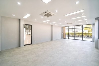 ขายหรือให้เช่าโรงงานพร้อมสำนักงานสร้างใหม่พื้นที่สีม่วงเข้ม ลำลูกกาคลอง9  เหมาะสำหรับหลายๆธุรกิจ  ปทุมธานี - รูปที่ 6