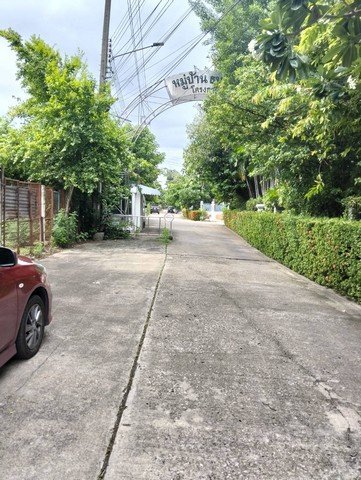 ขายที่ดินสวย ทำเลดี ซอยอินทราวาส 21 หน้าโครงการ หมู่บ้าน ธนภัทร โครงการ 1 - รูปที่ 3