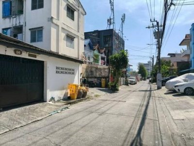ขายที่ดิน พร้อมบ้าน ชั้นเดียว วชิรธรรมสาธิต 33 สุขุมวิท101/1 บางจาก - รูปที่ 2