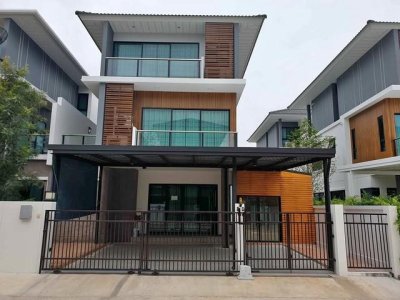 ให้เช่าบ้านแฝด 3 ชั้น 46 ตรว. 4 ห้องนอน โครงการศุภาลัย เอสเซ้นส์ ลาดพร้าว 107 ใกล้เดอะมอลล์บางกะปิ - รูปที่ 8