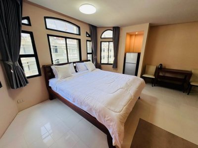 ให้เช่าทาวน์โฮม 4 ชั้น 350 ตรม 4 ห้องนอน หมู่บ้านชิชาคาสเซิล สุขุมวิท 31 หลังมศว.ประสานมิตร - รูปที่ 3