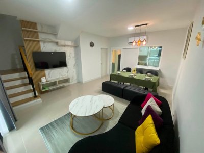 ให้เช่าทาวน์โฮม 2 ชั้น 3 ห้องนอน Pleno สุขุมวิท-บางนา 3 ตกแต่งเฟอร์ครบ พร้อมเข้าอยู่ ใกล้เมกะบางนา - รูปที่ 2
