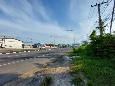 ขายด่วน ที่ดินติดถนนเพชรเกษม แปลงสวย 4 ไร่ 76 ตร.ว.  เยี่ยงโรบินสัน จ.เพชรบุรี - รูปที่ 4