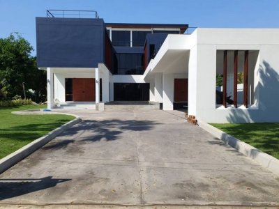 รหัสC7242 ให้เช่า ขายบ้านพลูวิลล่า 3ชั้น Luxuly Pool villa ทำเลสุขุมวิท ใกล้ BTS บางจาก - รูปที่ 2