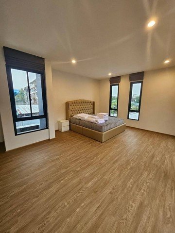 รหัสC7242 ให้เช่า ขายบ้านพลูวิลล่า 3ชั้น Luxuly Pool villa ทำเลสุขุมวิท ใกล้ BTS บางจาก - รูปที่ 3